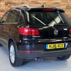 Volkswagen Tiguan 2.0 TDI BlueMotion Tech Match Edition SUV 5dr Diesel Manual 4WD Euro 6 (s/s 2