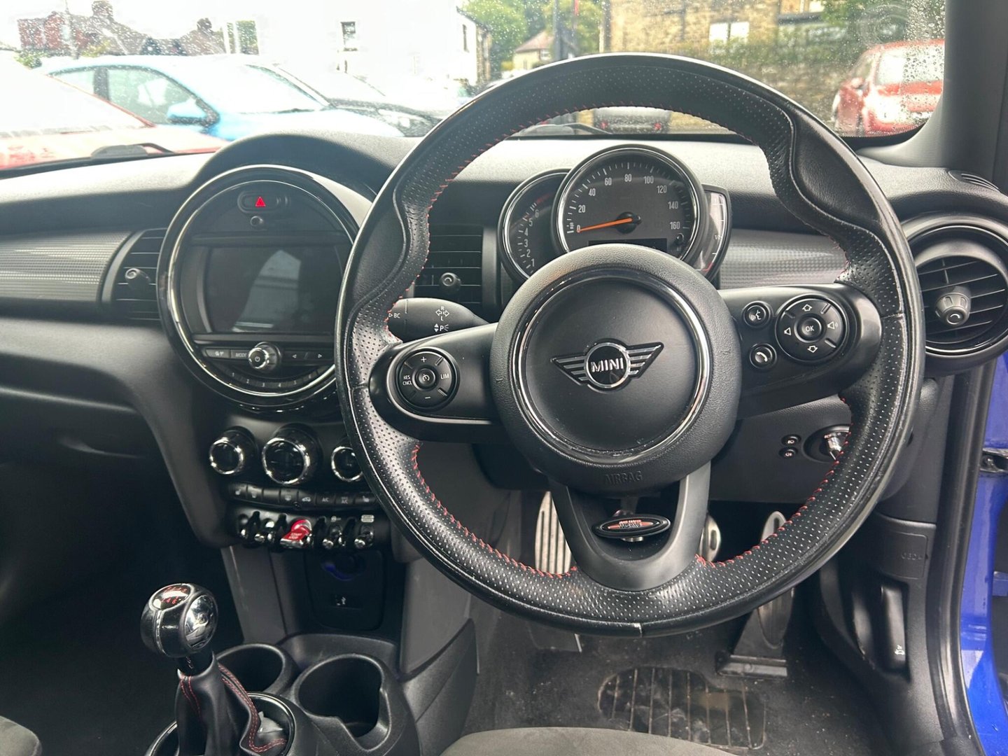 2019 MINI Hatch — image 6