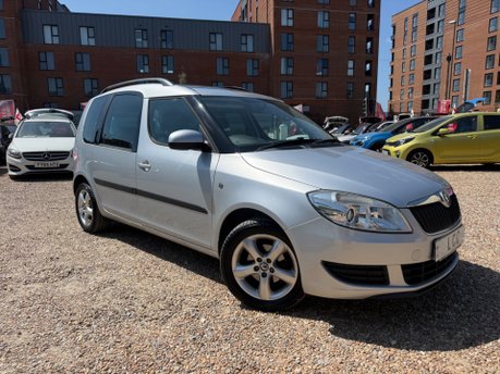 Skoda Roomster SE PLUS.7 SERVICES..IDEAL FOR DOGS, WHEELCHAIR.SUNROOF