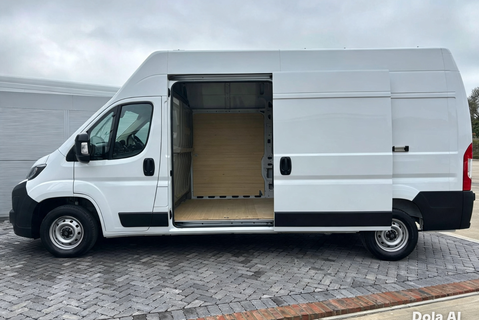 Citroen Relay 35 L3H3 140 ps Enterprise Panel Van 9