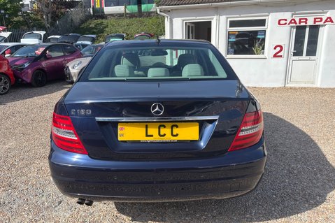 Mercedes-Benz C Class C180 BLUEEFFICIENCY EXECUTIVE SE AUTOMATIC 10 SERVICES  16