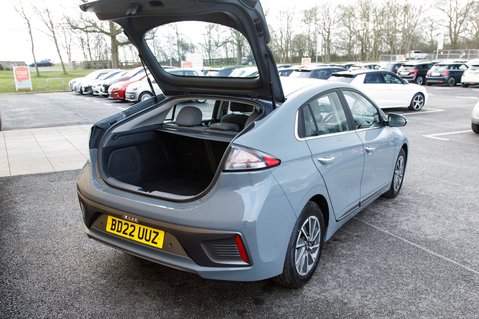Hyundai IONIQ PREMIUM 39