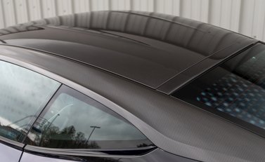 Aston Martin DBS Superleggera 30