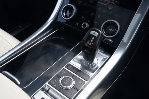Land Rover Range Rover Sport Autobiography Dynamic SDV6 15