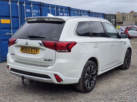 Mitsubishi Outlander 2.0h 12kWh GX5h SUV 5dr Petrol Plug-in Hybrid CVT 4WD Euro 6 (s/s) (200 ps) 14