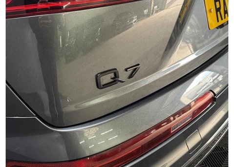 Audi Q7 3.0 TDI V6 S line SUV 5dr Diesel Tiptronic quattro Euro 6 (s/s) (272 ps) 19