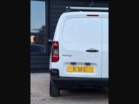 Citroen Berlingo 1.6 BlueHDi 625 LX Panel Van 5dr Diesel ETG6 L1 (109 g/km, 100 bhp) 17