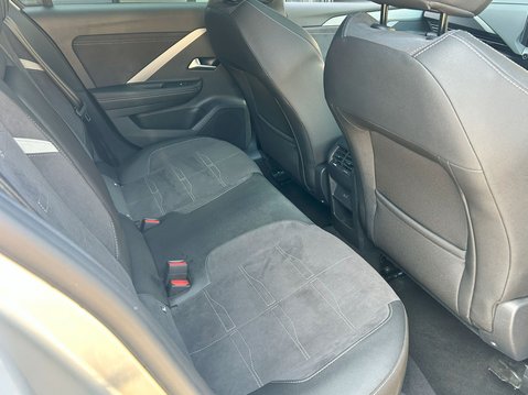 Vauxhall Astra 115kW Ultimate 54kWh 5dr Auto 37