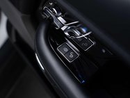 Land Rover Range Rover 4.4 Range Rover Vogue SE SDV8 Auto 4WD 5dr 19
