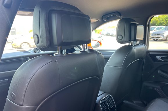 Porsche Macan PDK 45