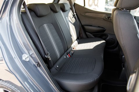 Hyundai i10 ADVANCE 31