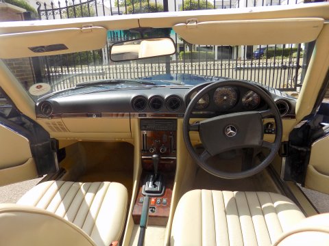 Mercedes-Benz SL Series 380 SL 24