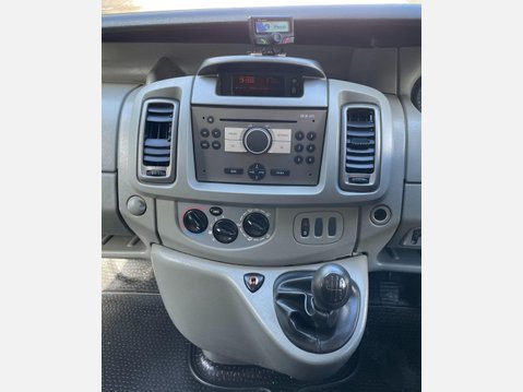 Vauxhall Vivaro 2.0 2700 CDTi FWD L1 4dr 26