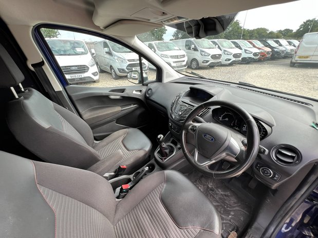 Ford Transit Courier SWB L1H1 Low Roof Sport Air Con Alloys Sensors Cam EURO 6 NO VAT 25