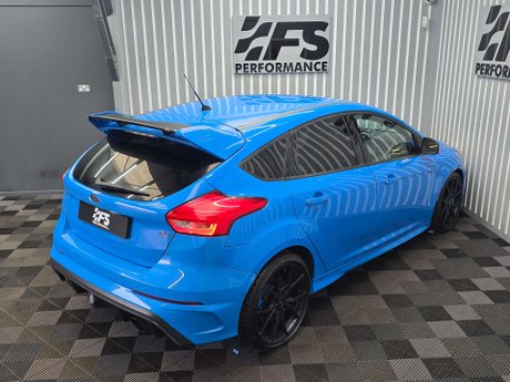 Ford Focus 2.3T EcoBoost RS Hatchback 5dr Petrol Manual AWD Euro 6 (s/s) (350 ps) 40