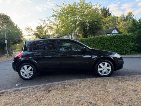 Renault Megane 1.6 VVT Oasis 5dr 6