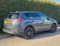 Toyota Rav 4 2.5 VVT-h Design SUV 5dr Petrol Hybrid CVT Euro 6 (s/s) (197 ps) 30