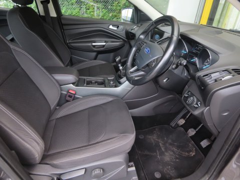 Ford Kuga ZETEC TDCI 10
