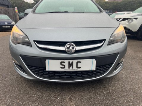 Vauxhall Astra 1.6i Design Euro 6 5dr 9