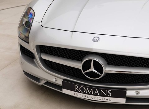 Mercedes-Benz SLS 6.2 63 V8 AMG 2dr 20