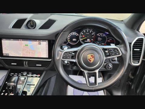Porsche Cayenne V6 35