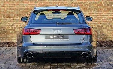Audi RS6 Avant 13