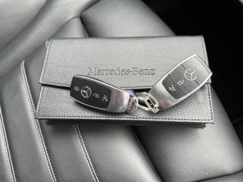 Mercedes-Benz EQC EQC 400 80kWh AMG Line (Premium Plus) SUV 5dr Electric Auto 4MATIC (408 ps) 49