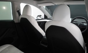 Tesla Model Y LONG RANGE AWD White Interior Hard Ware 4 (AI4) GROK AI One Owner VAT Q 18