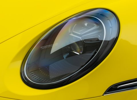 Porsche 911 GT3 TOURING (992) 32