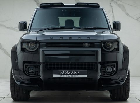Land Rover Defender 90 V8 P525 URBAN 7
