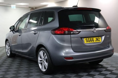Vauxhall Zafira SRI 10