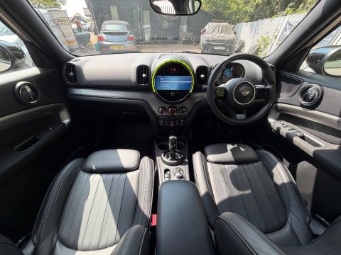 Mini Countryman COOPER EXCLUSIVE 27