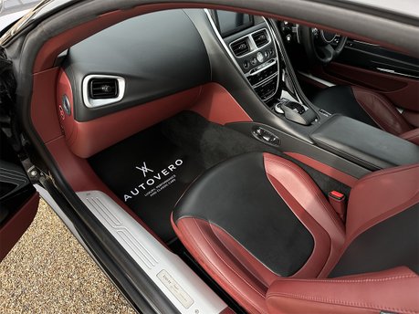 Aston Martin DB11 4.0L V8 Coupe 39