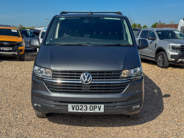 Volkswagen Transporter SWB L1H1 Low Roof Highline T28 Air Con Alloys Camera Sensors EURO 6 3