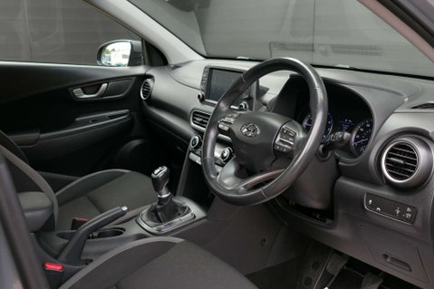Hyundai KONA 1.0 Kona Premium 5dr 17