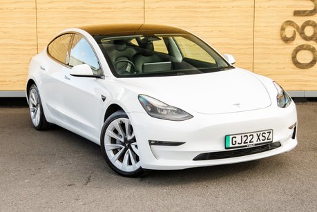 Tesla Model 3 LONG RANGE AWD