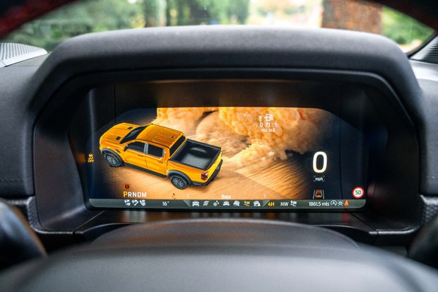 Ford Ranger RAPTOR ECOBOOST. NOW SOLD. SIMILAR REQUIRED. PLEASE CALL 01903 254 800. 4