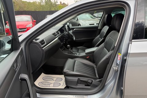 Skoda Superb SE L TDI DSG - FULL SKODA SERVICE HISTORY - 8 SERVICES 32