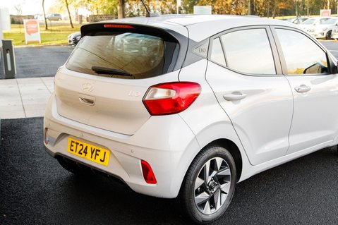 Hyundai i10 ADVANCE 7