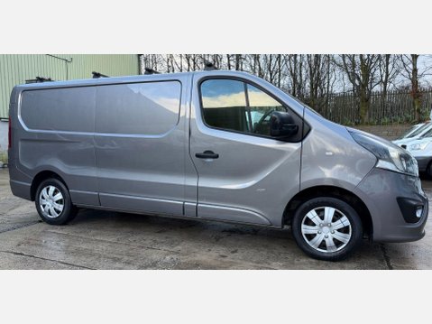 Vauxhall Vivaro 1.6 CDTi 2900 Sportive Panel Van 5dr Diesel Manual L2 H1 Euro 6 (120 ps) 6