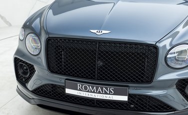 Bentley Bentayga V8 S 28