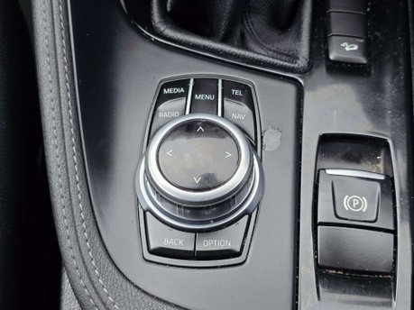 BMW X1 2.0 18d xLine SUV 5dr Diesel Auto xDrive Euro 6 (s/s) (150 ps) 23