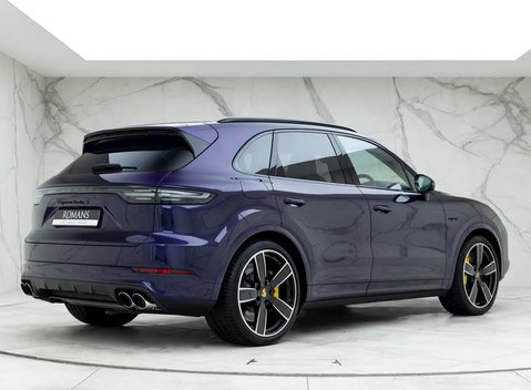 Porsche Cayenne Turbo S E-Hybrid 7
