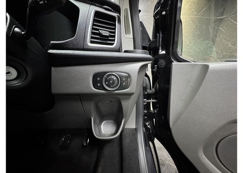 Ford Transit Custom 2.0 320 EcoBlue Limited Crew Van Double Cab 5dr Diesel Manual L2 H1 Euro 6 39