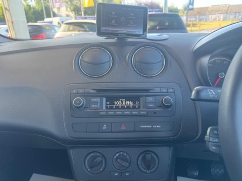 SEAT Ibiza 1.4 Toca Sport Coupe Euro 5 3dr 21