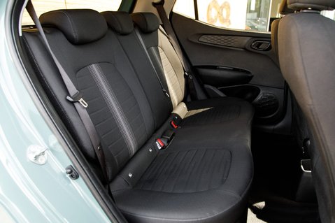 Hyundai i10 MPI PREMIUM 34