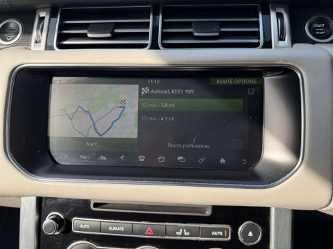 Land Rover Range Rover 3.0 TD V6 Vogue SE Auto 4WD Euro 6 (s/s) 5dr 28