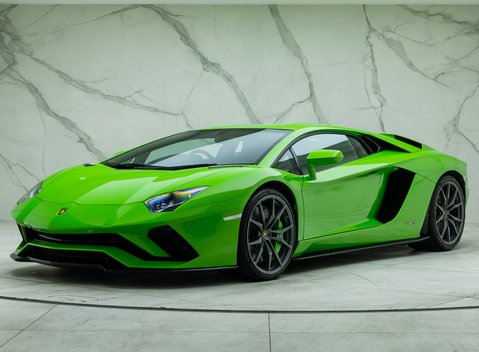 Lamborghini Aventador S LP 740-4 1