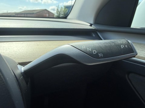 Tesla Model Y (Dual Motor) Long Range SUV 5dr Electric Auto 4WDE (384 bhp) 35
