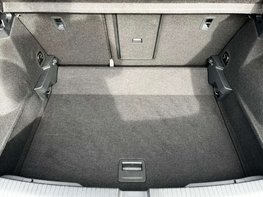 Volkswagen T-Roc 1.5 T-Roc R-Line TSI Semi-Auto 5dr 77